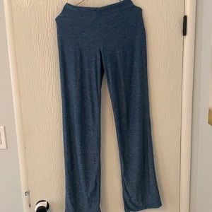 Women’s LULULemon loose fit tights, size 4
